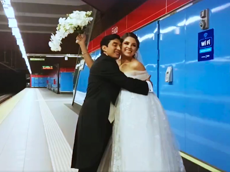 Una boda en el Metro: Otto y Fátima celebran su amor en el transporte quiteño