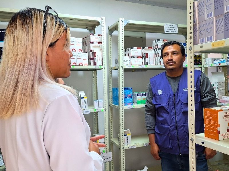 Más de 200 medicamentos sin registro y caducados detectados en farmacias de Quito