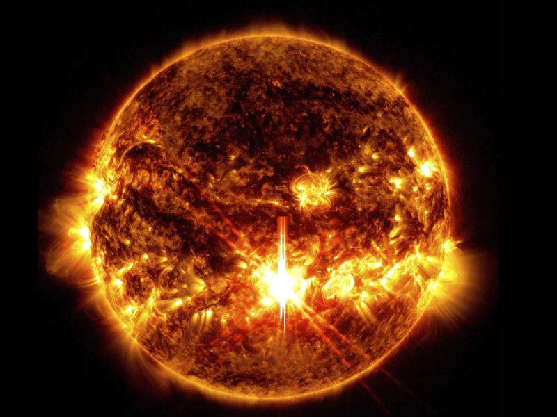 Sol emite dos potentes llamaradas solares en octubre, afectando el clima espacial