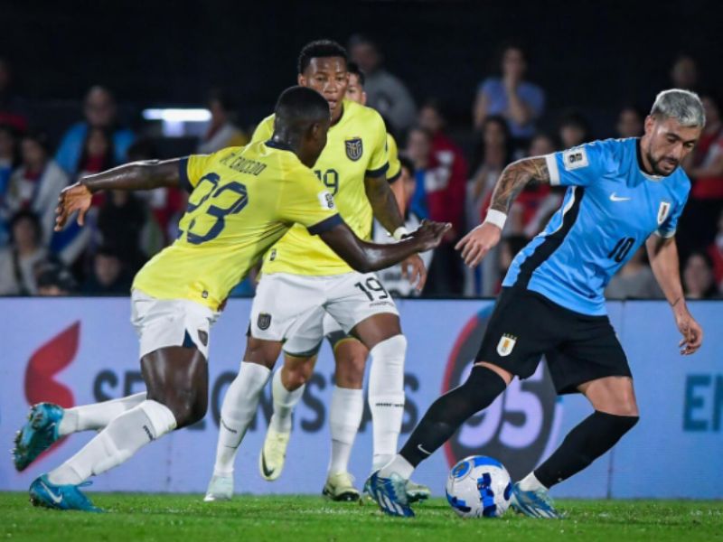 Uruguay igualó 0-0 ante Ecuador y se retiró silbado del estadio 