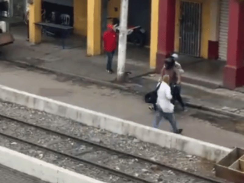 Intento de asalto a vehículo blindado en Naranjito: Delincuentes armados con fusiles y metralletas