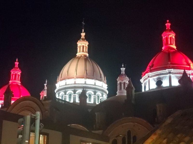 Cuenca celebra 204 años de Independencia 