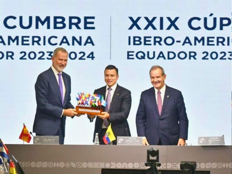 Ecuador cede la Secretaría Pro Tempore de la Cumbre Iberoamericana a España