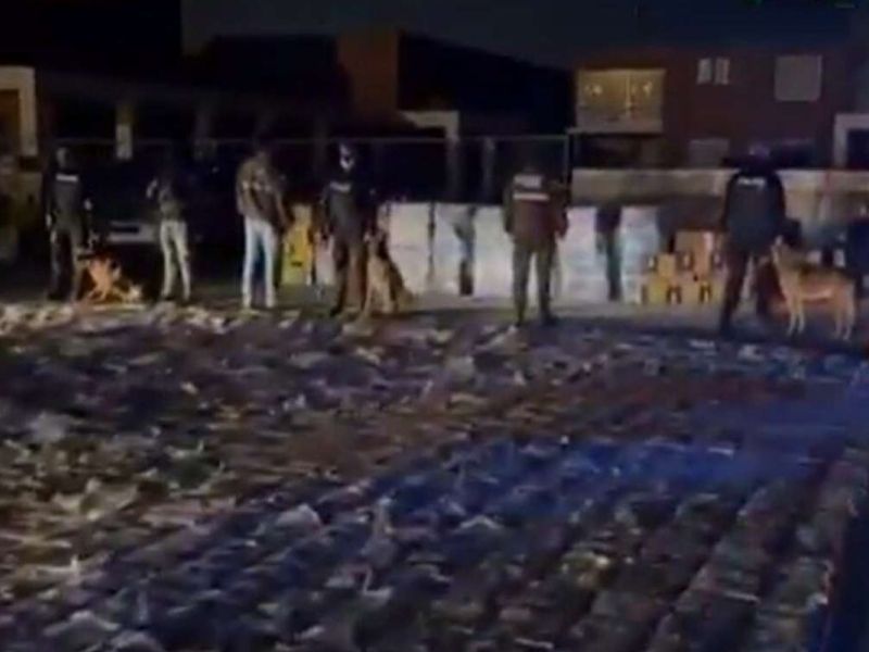 Policía incauta más de 5 toneladas de cocaína en el puerto de Guayaquil