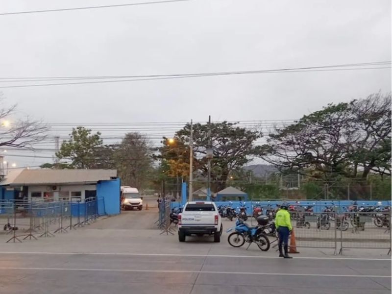 Asesinan a teniente coronel de la FAE en ataque armado cerca de la Penitenciaría