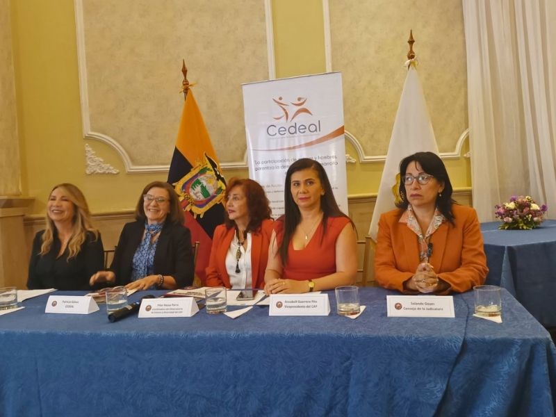 Mujeres juristas de Ecuador se unen para transformar el sistema de justicia en el Primer Encuentro Nacional