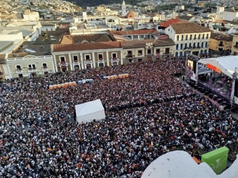 Incidentes en concierto gratuito en Quito generan polémica y sanciones