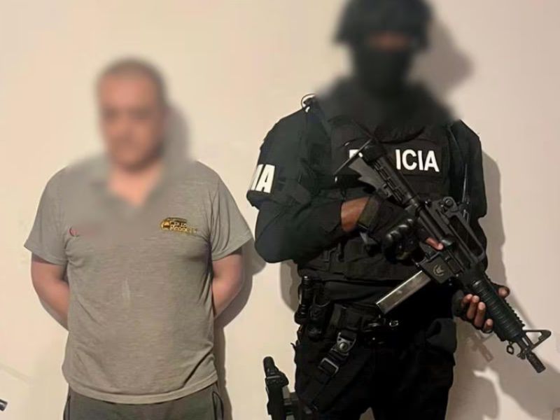 Desmantelan banda narco: exjefe policial y un miembro de la Armada fueron capturados 