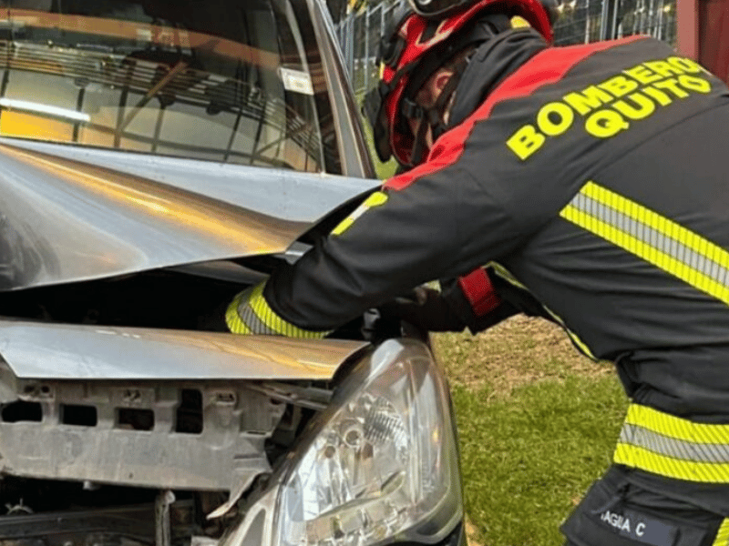 Choque múltiple caotiza la Autopista General Rumiñahui este miércoles 4 de diciembre