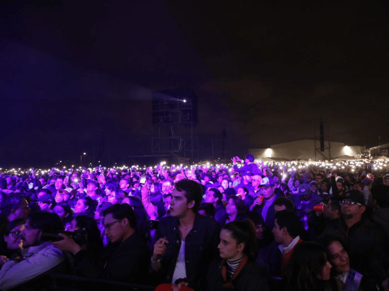 Multitudinaria asistencia al segundo día del Quitofest