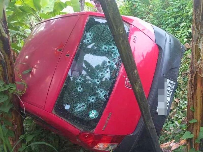 Brutal asesinato en Machala: mujer recibe 30 disparos mientras conducía