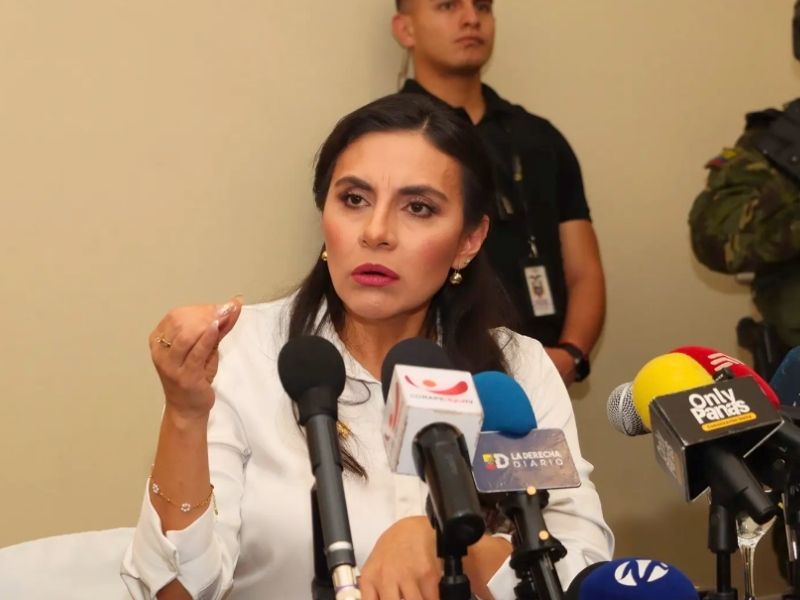 Verónica Abad es denunciada por usurpación y retención ilegal de mando