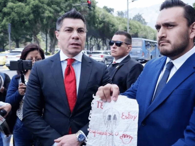 Oswaldo Trujillo, abogado del hijo de Verónica Abad, recibe prisión preventiva