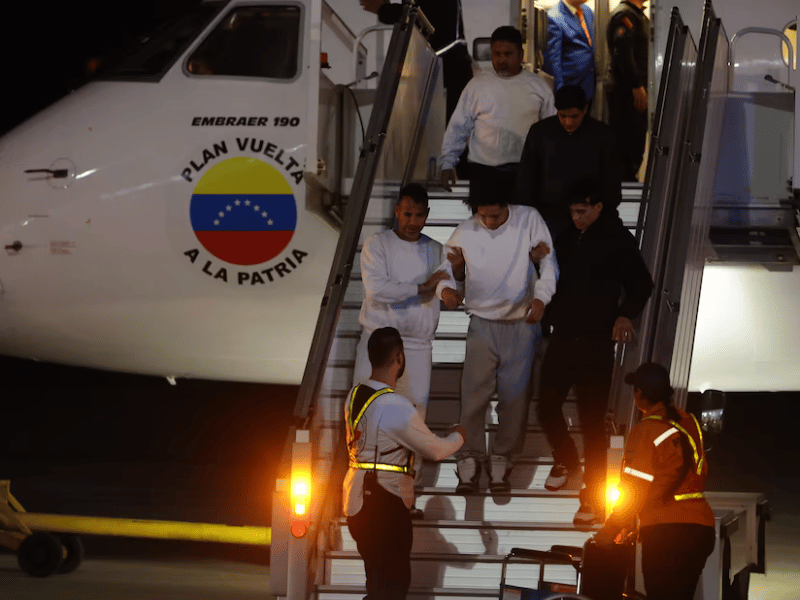 Honduras recibió un vuelo procedente de Guantánamo con 177 venezolanos deportados