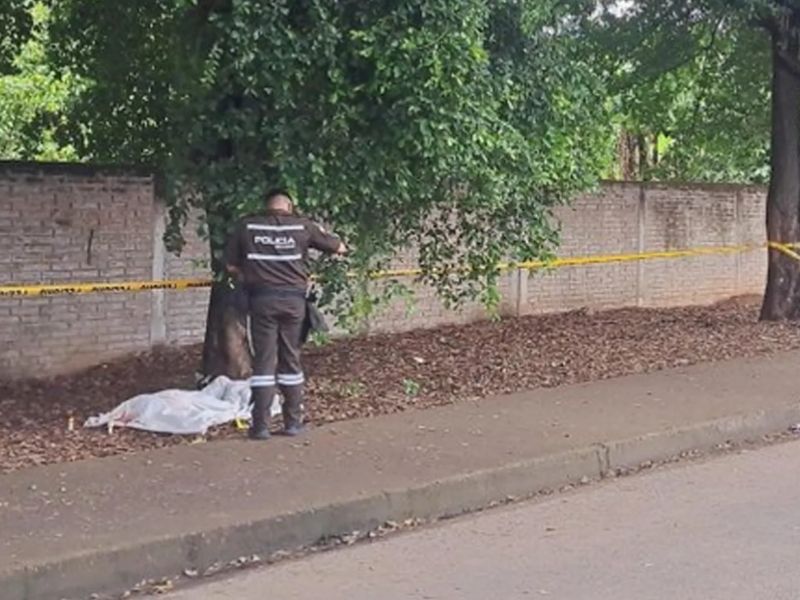 Asesinan a dos hombres frente a un colegio en Santa Ana, Manabí