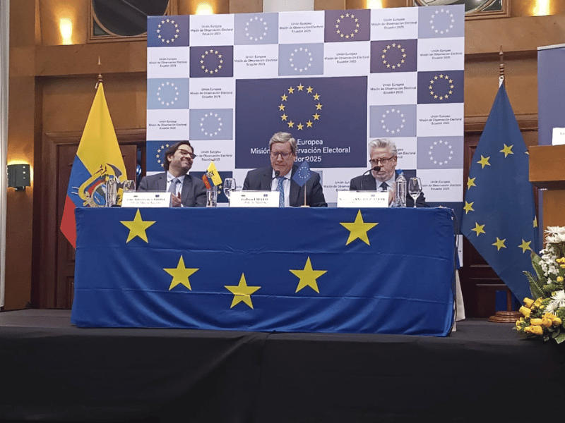 Misión de la UE descarta fraude electoral en primera vuelta de elecciones en Ecuador