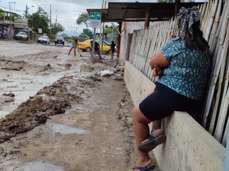 Lluvias en Ecuador dejan 16 muertos y más de 76.000 afectados