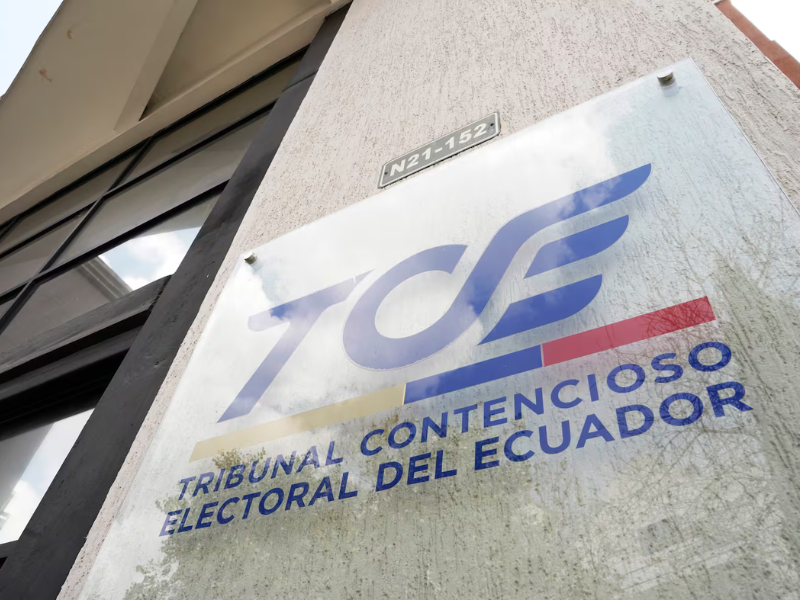 Denuncia de Leonidas Iza contra encuestadora Estrategas pasa a fase de presentación de pruebas
