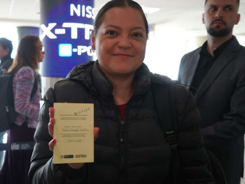 Ecuador exige certificado de vacunación contra fiebre amarilla a viajeros de países vecinos