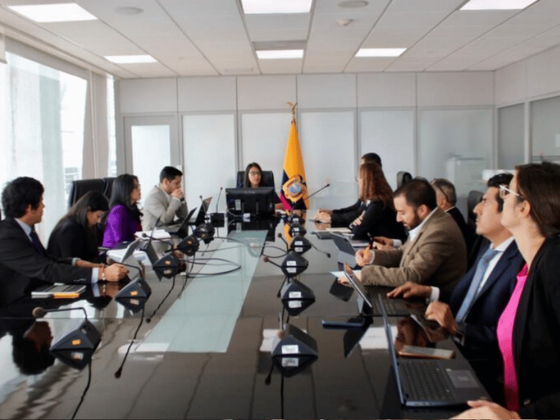 Gobiero abre diálogo con organismos multilaterales para nuevos apoyos financieros