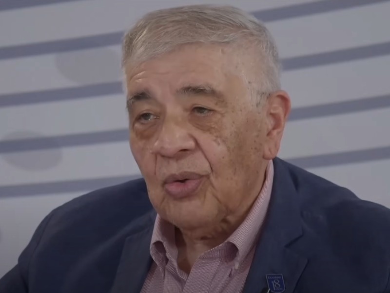 Petro genera polémica con sus declaraciones durante la posesión de Noboa