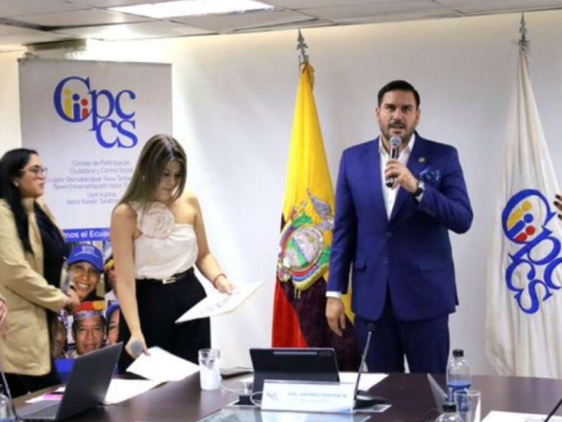 Andrés Fantoni es reelegido presidente del CPCCS en medio de reconfiguración institucional