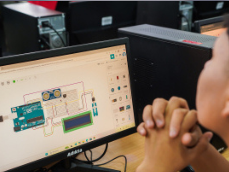 Ecuador busca integrar la Inteligencia Artificial en la educación con apoyo de China