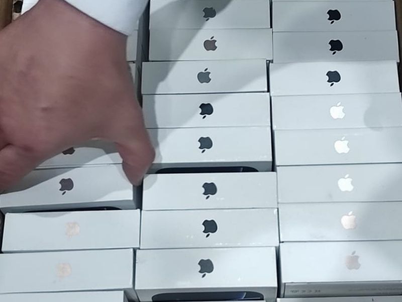 Golpe al contrabando en Quito: decomisan 327 celulares de alta gama valorados en más de medio millón de dólares