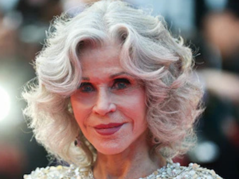 Jane Fonda reflexiona sobre la ausencia de coordinadores de intimidad en sus primeras películas
