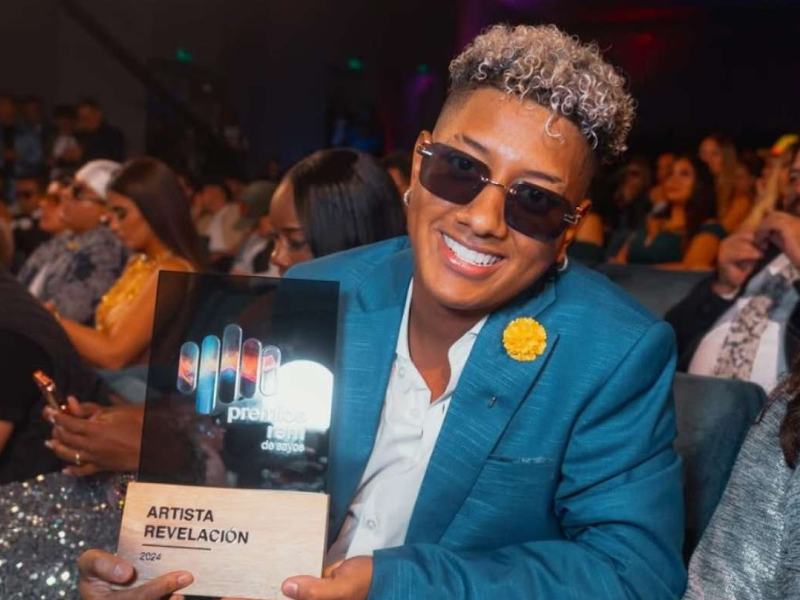 “Xclana” de Jombriel arrasa en YouTube con más de 400 mil vistas en su primer día