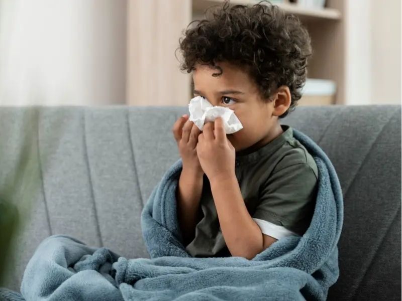 Tosferina y fiebre amarilla en aumento: así puedes protegerte y cuidar a los más pequeños