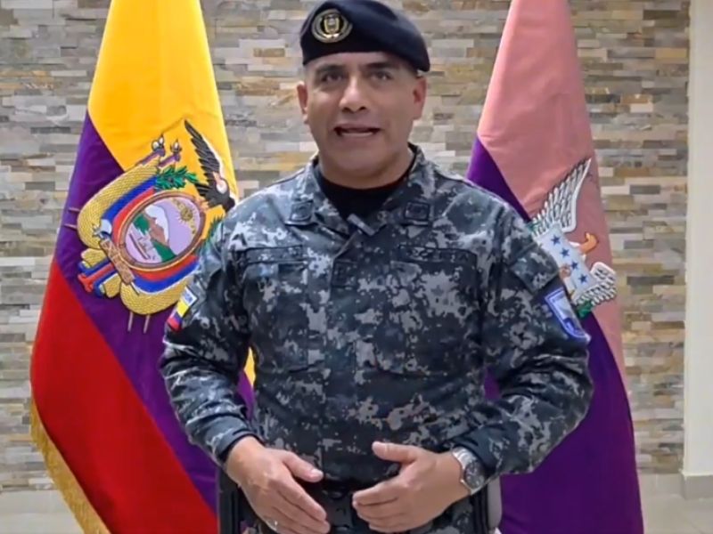 Daniel Noboa cambia al jefe de la Policía desde Abu Dabi: Pablo Dávila asume el mando en medio de reestructuración