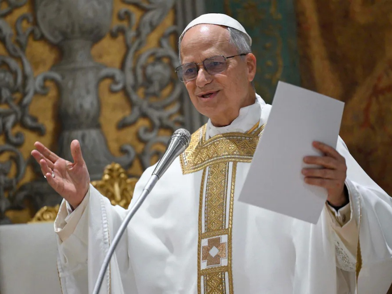 El papa León XIV celebra su primera misa y alerta sobre el declive de la fe en la sociedad actual
