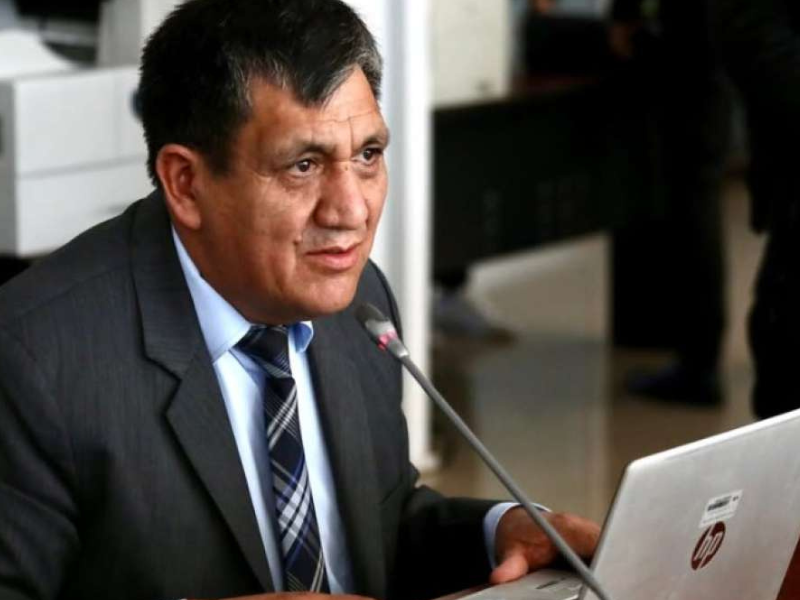 Wilson Toainga asume casos emblemáticos de corrupción tras renuncia de Diana Salazar