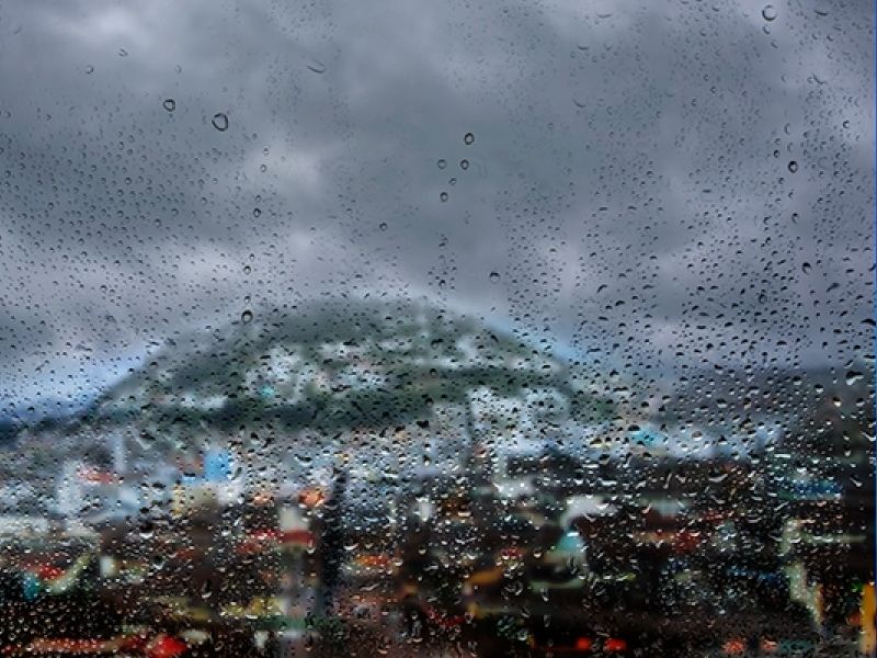 El clima este lunes: lluvias en la Sierra y Amazonía, alta humedad en la Costa y fuerte radiación UV en todo el país