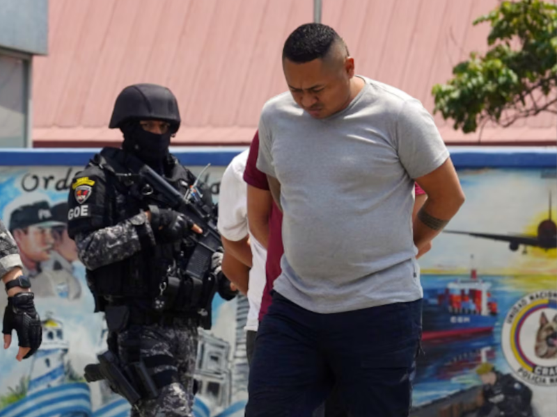 Alias Fede, líder de Los Águilas se fugó de la Penitenciaría del Litoral vestido de militar