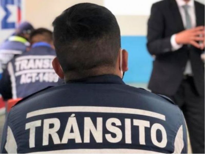 Tres funcionarios de la AMT, acusados de concusión en Quito: exigían dinero a conductor de bus
