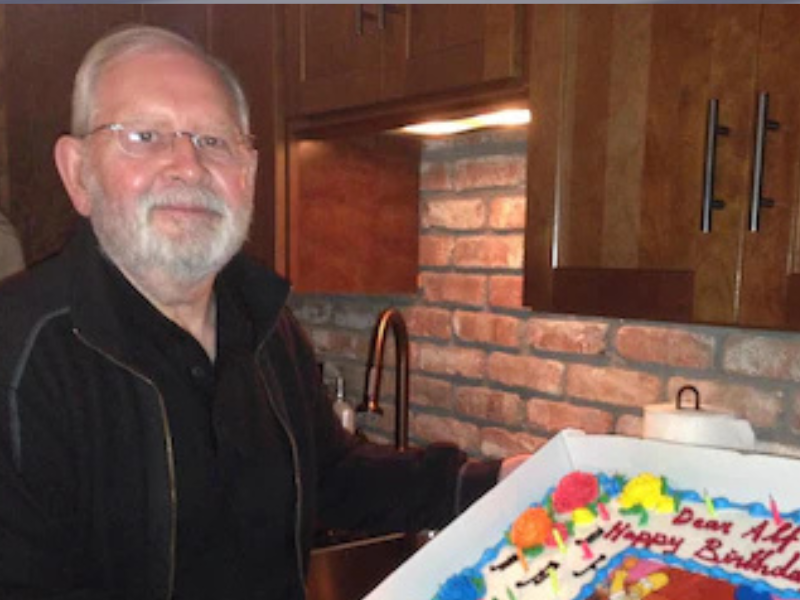 Fallece Alf Clausen, emblemático compositor de “Los Simpson”, a los 84 años