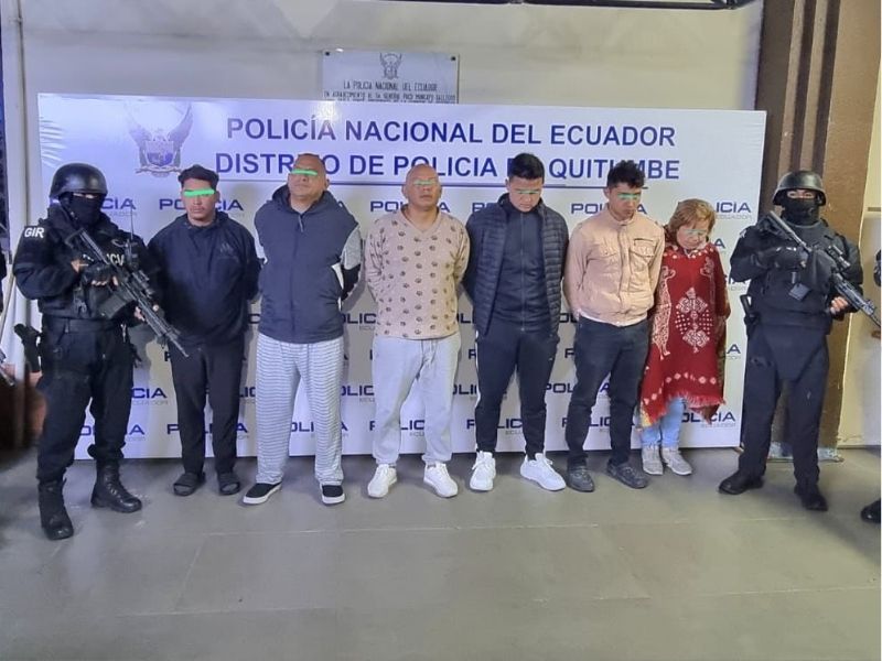Cayó banda que falsificaba licor en Quito