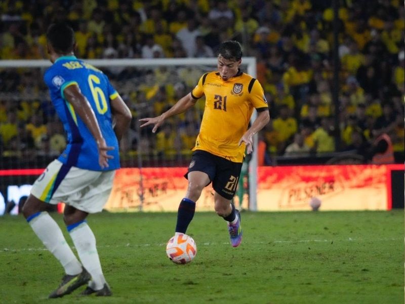 Ecuador se planta ante Brasil con una defensa de acero, pero la falta de gol preocupa, según analistas