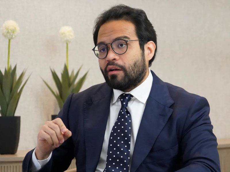 Director del IESS propone centralizar compras públicas para evitar corrupción