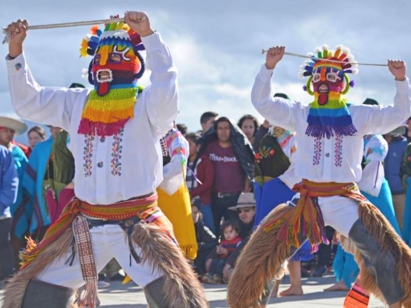 ¡Vuelve el Inti Raymi! Ecuador celebra el Año Nuevo Andino con danzas, rituales y pampamesa