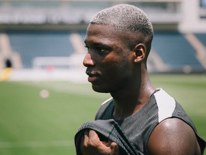 Caicedo brilla en el Mundial de Clubes y emociona a los ecuatorianos en EEUU