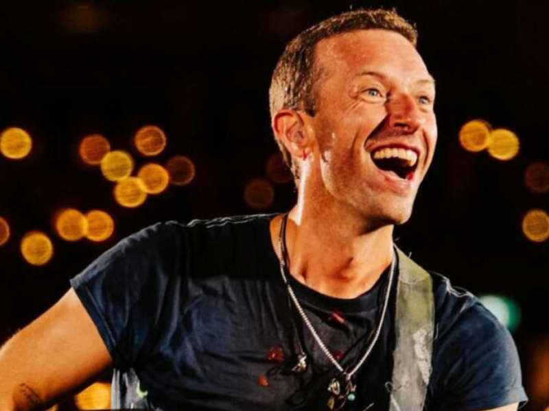 Rumores de infidelidad sacuden a Coldplay tras viralización en redes