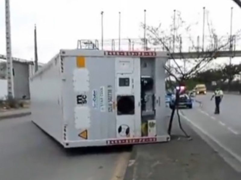 Nuevo contenedor se desprende de un tráiler: ya son cuatro casos en solo 12 días