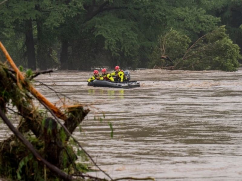 Ecuador expresa solidaridad ante las peores inundaciones en Texas que dejan más 80 muertos