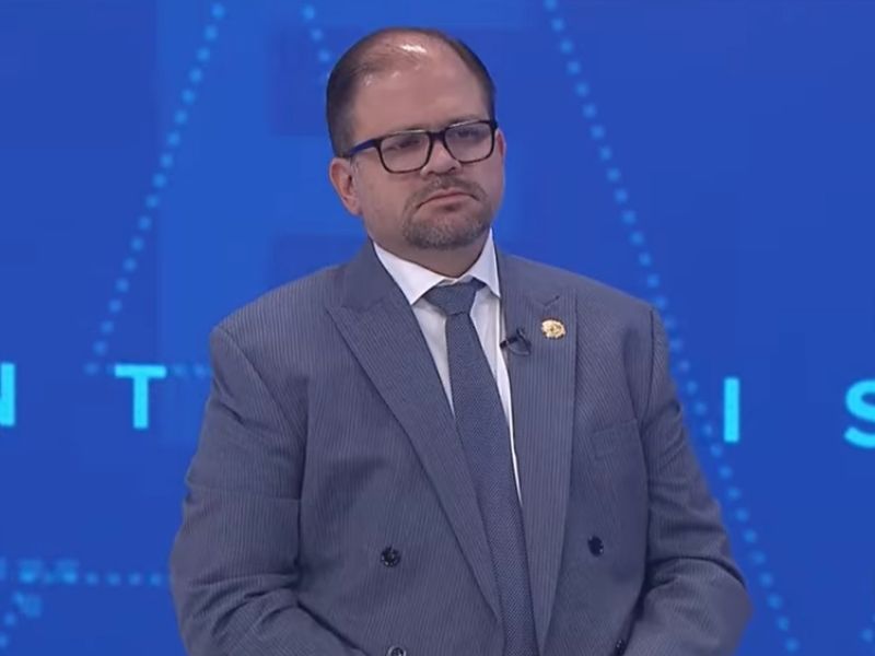 ‘El crimen tenía oficinas en los municipios’: Reimberg advierte que el Estado avanza en la recuperación de territorios