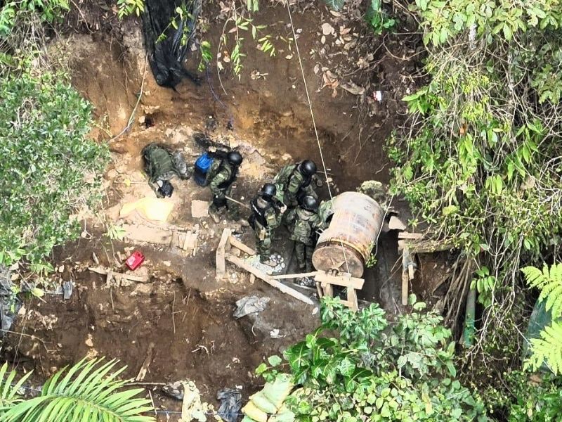Con helicópteros y blindados, Ejército toma el control de las minas ilegales en Imbabura