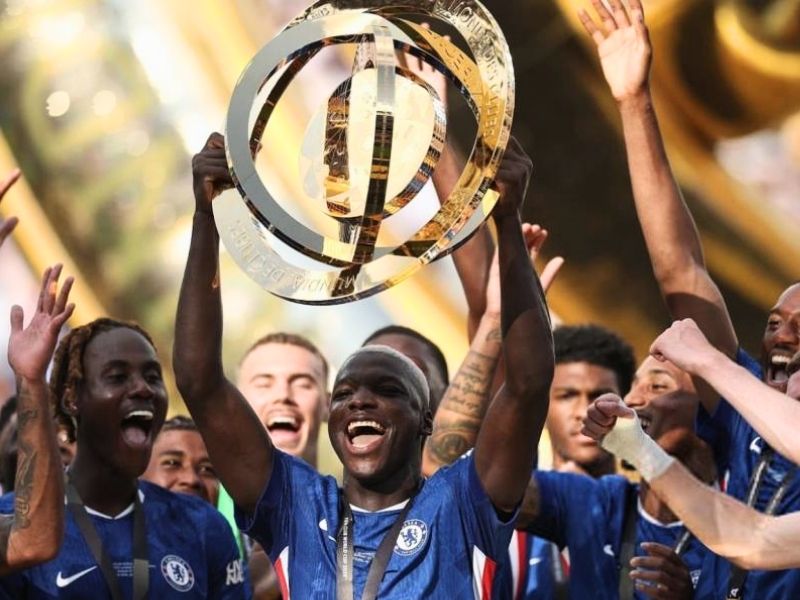 ¡Orgullo ecuatoriano! ‘Niño Moi’ ganó Balón de Bronce en el Mundial de Clubes