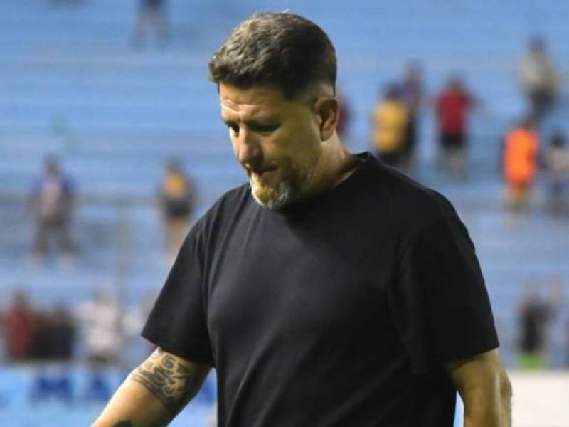 Exfutbolista y exalcalde Urrutia enfrentan audiencia por peculado; su hijo fue detenido en operativo militar